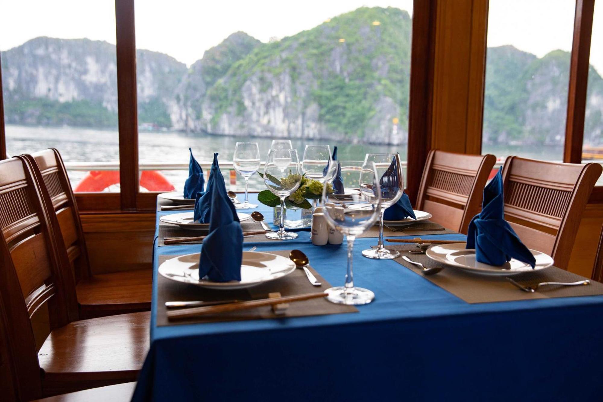 Venezia Boutique Cruises - Catba Island Hotell Chan Chau Eksteriør bilde