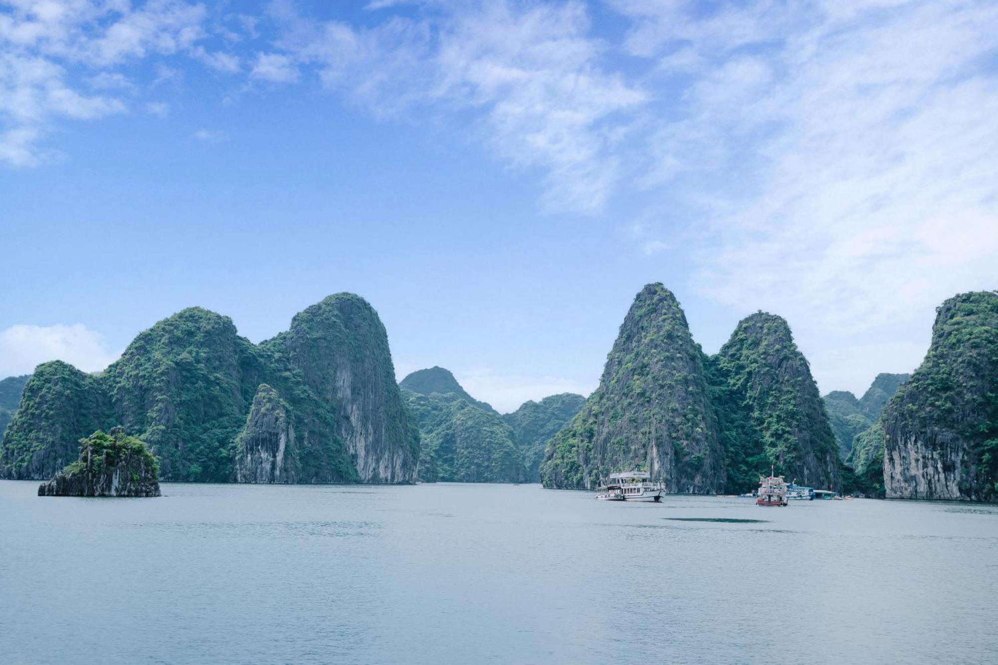 Venezia Boutique Cruises - Catba Island Hotell Chan Chau Eksteriør bilde